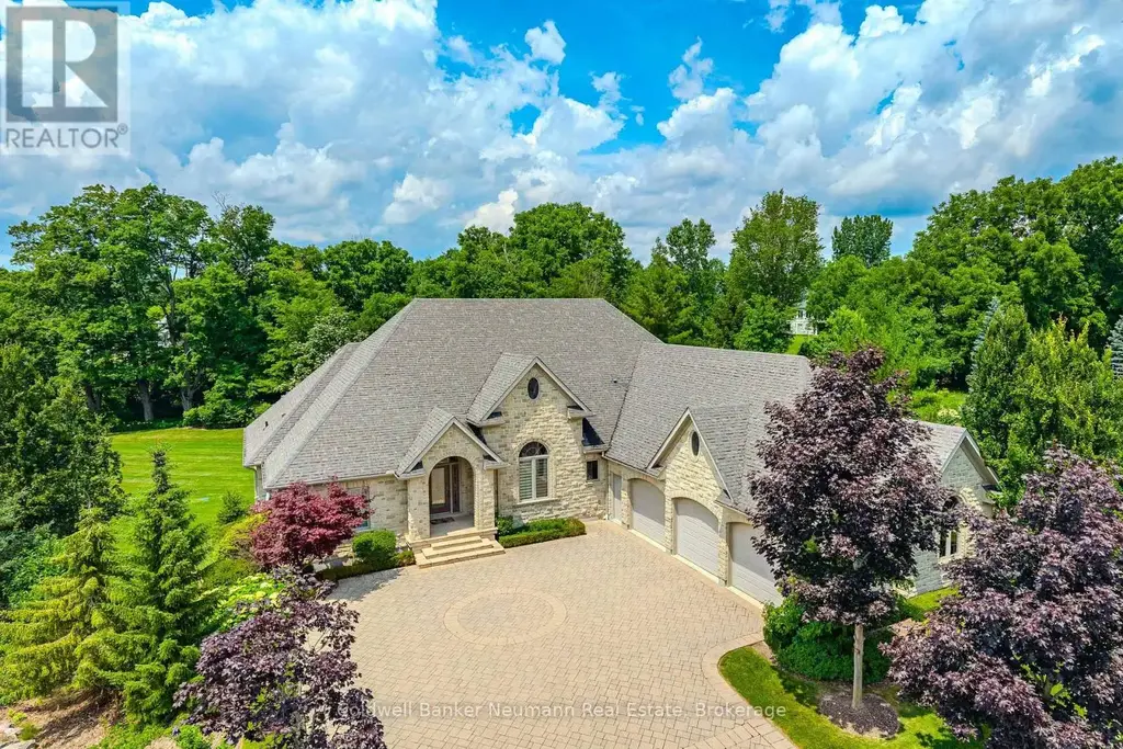 33 Cassin Court, Puslinch